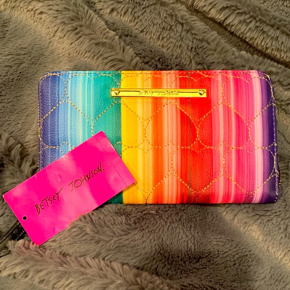 BNWT Betsey Johnson Rainbow Heart Wallet